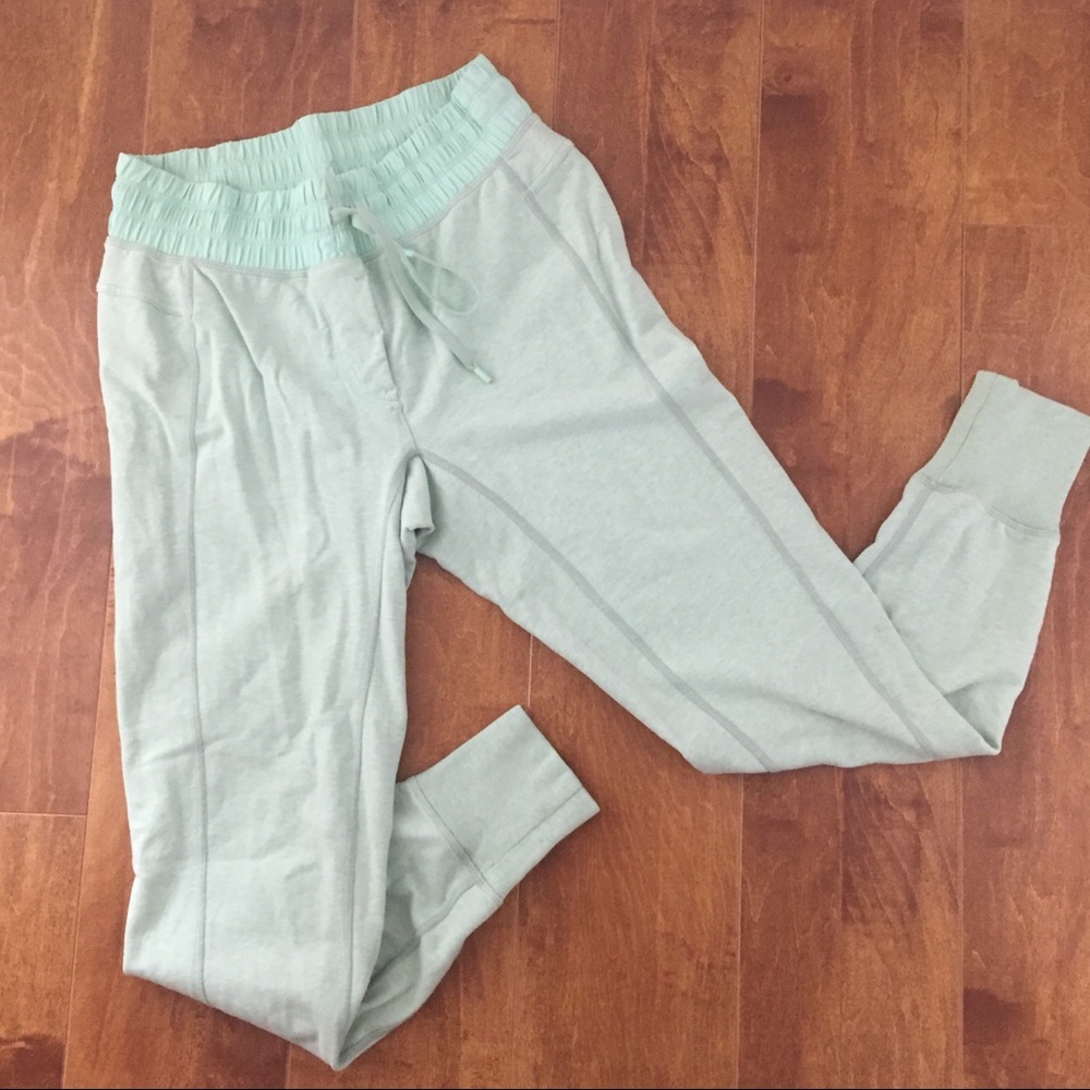 Lululemon joggers